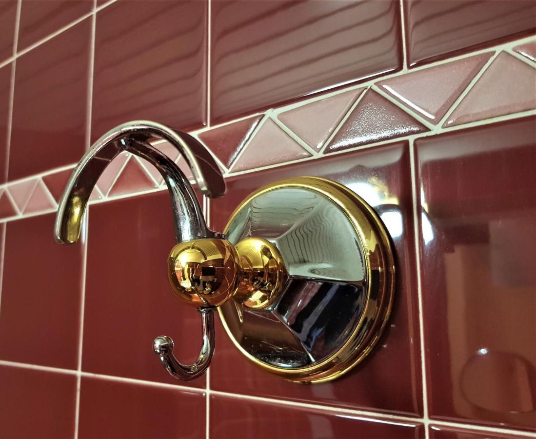 Astra Hotel Ferrara Luaran gambar