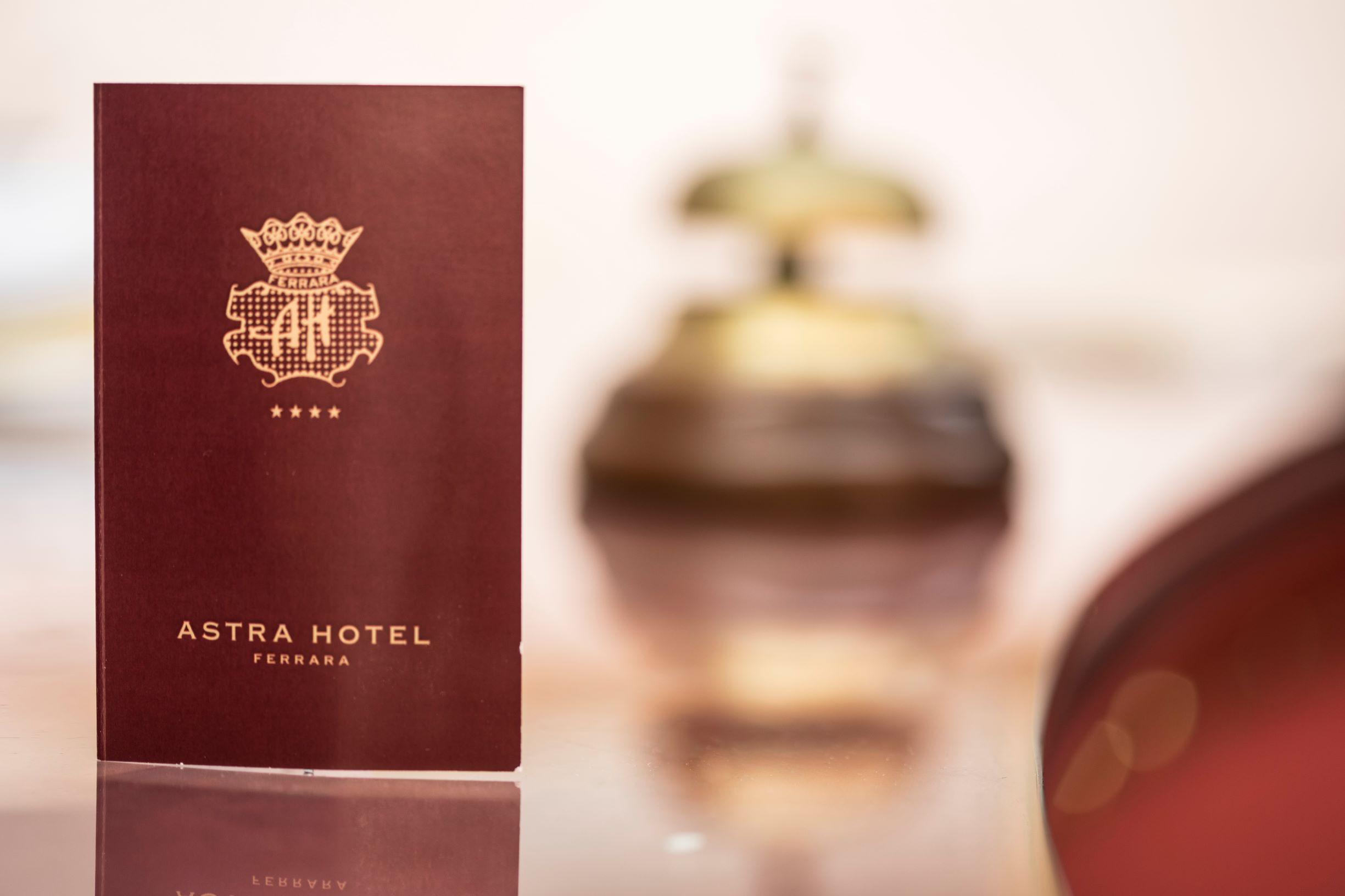 Astra Hotel Ferrara Luaran gambar
