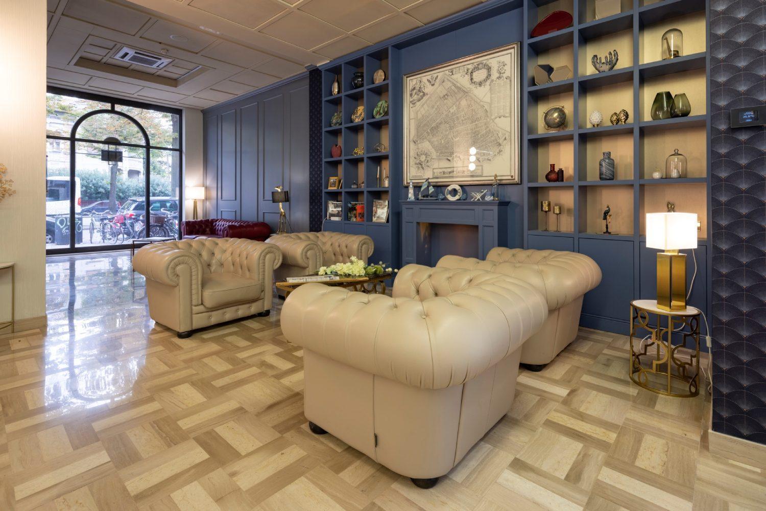 Astra Hotel Ferrara Luaran gambar